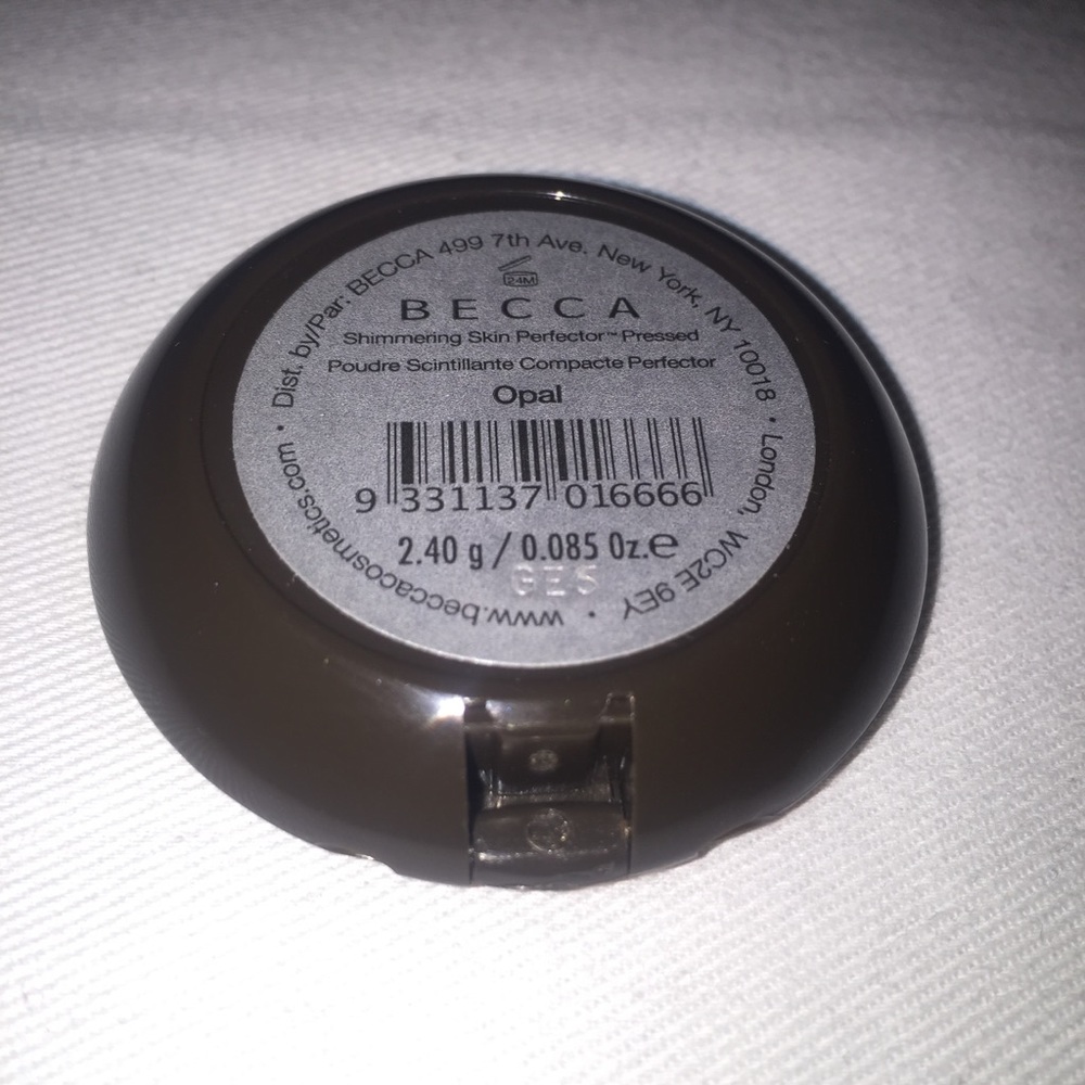 BECCA Opal Highlighter Mini